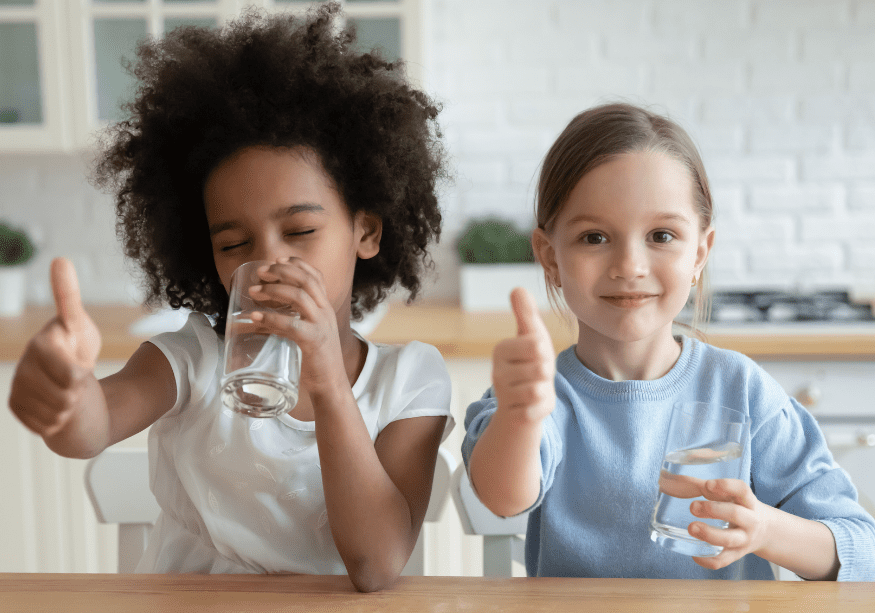 kids drinking water